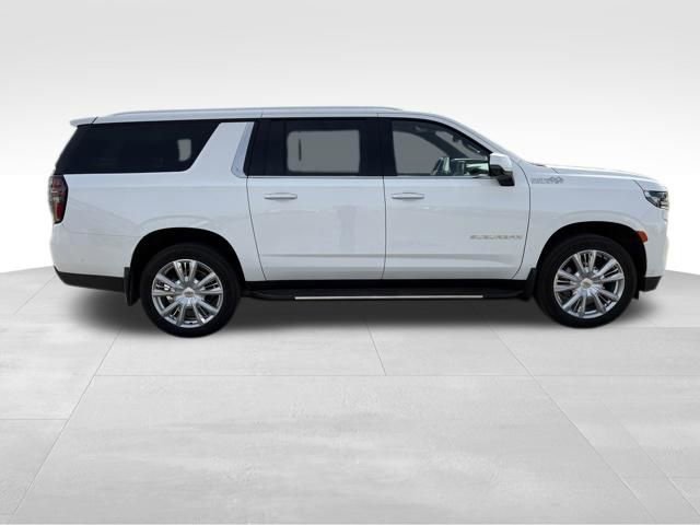 Used 2024 Chevrolet Suburban High Country w/ Advanced Technology Package AWD/4WD image 6