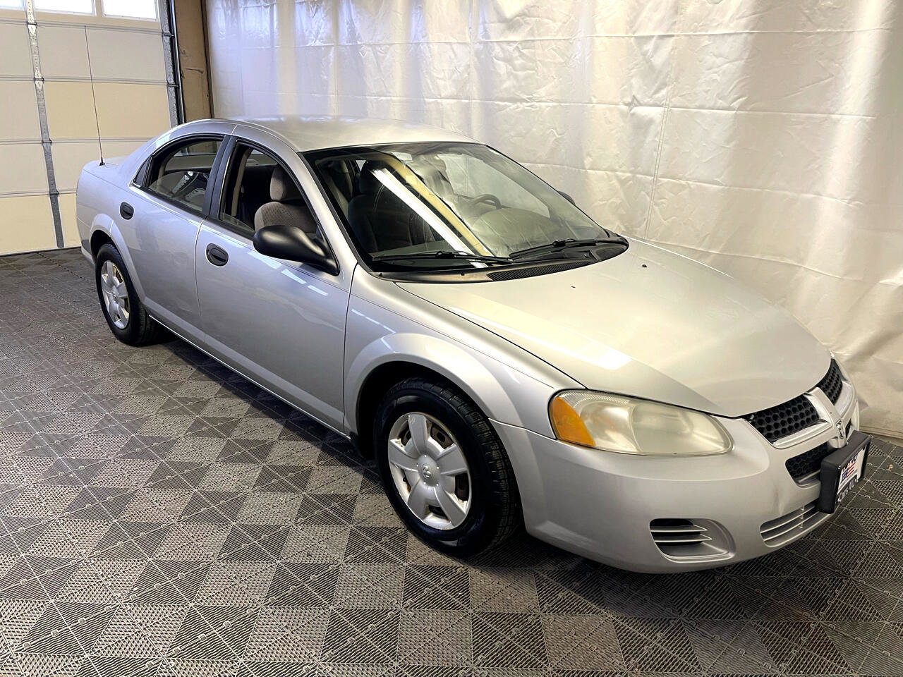 Used 2004 Dodge Stratus SE image 10