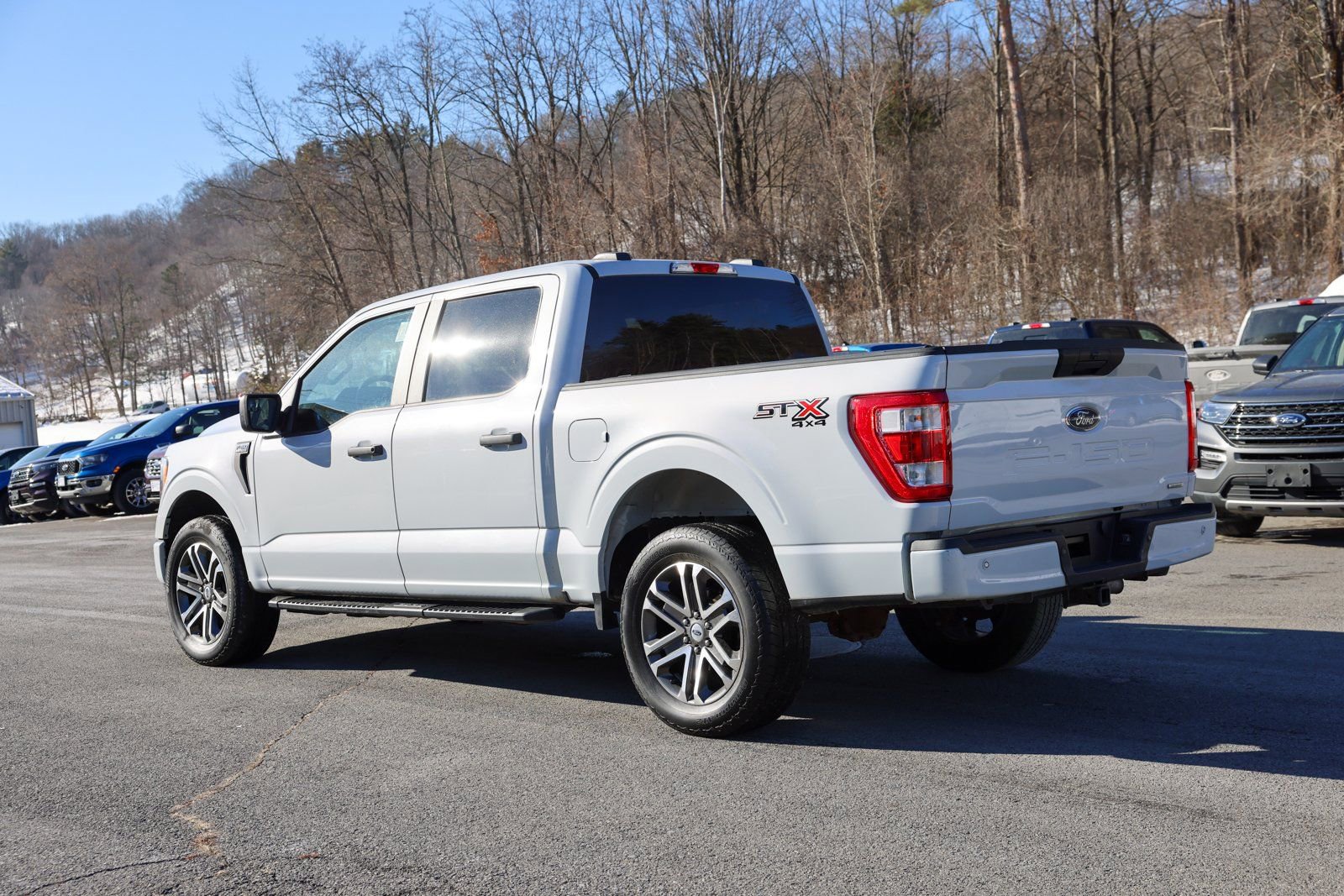 Certified 2022 Ford F150 XL w/ STX Appearance Package AWD/4WD image 7