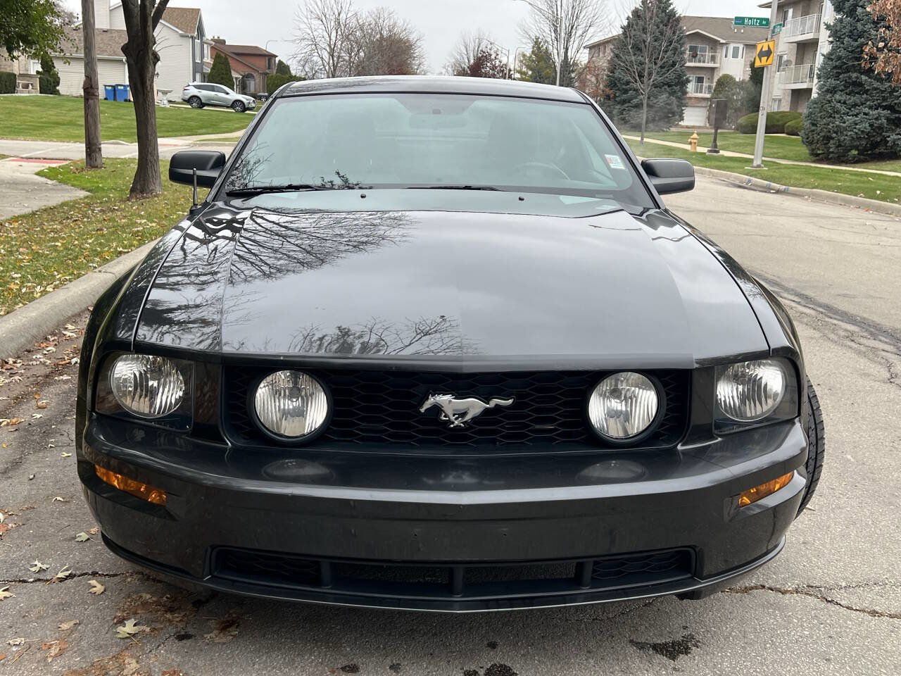 Used 2008 Ford Mustang GT RWD image 2