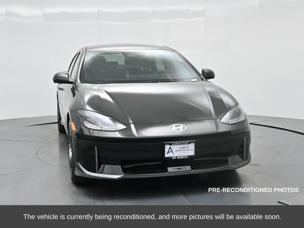 Used 2023 Hyundai Ioniq 6 Limited image 4
