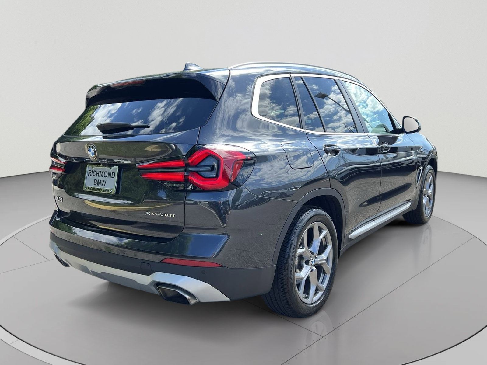 Used 2024 BMW X3 xDrive30i w/ Convenience Package AWD/4WD image 9