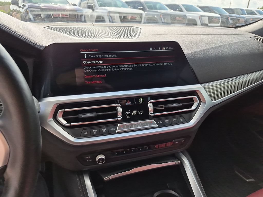 Used 2023 BMW M440i Convertible w/ Premium Package RWD image 25