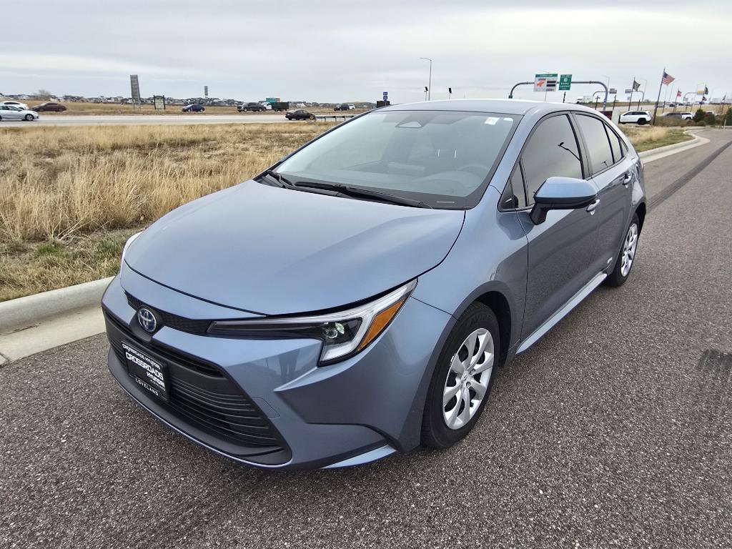 Used 2023 Toyota Corolla LE image 1