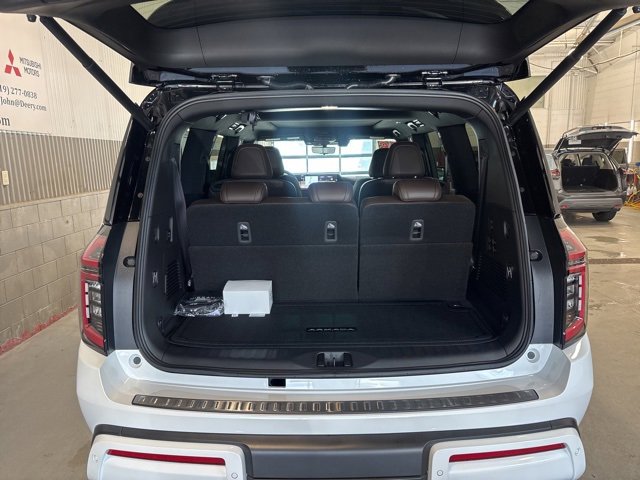 New 2026 Nissan Armada Platinum Reserve image 19