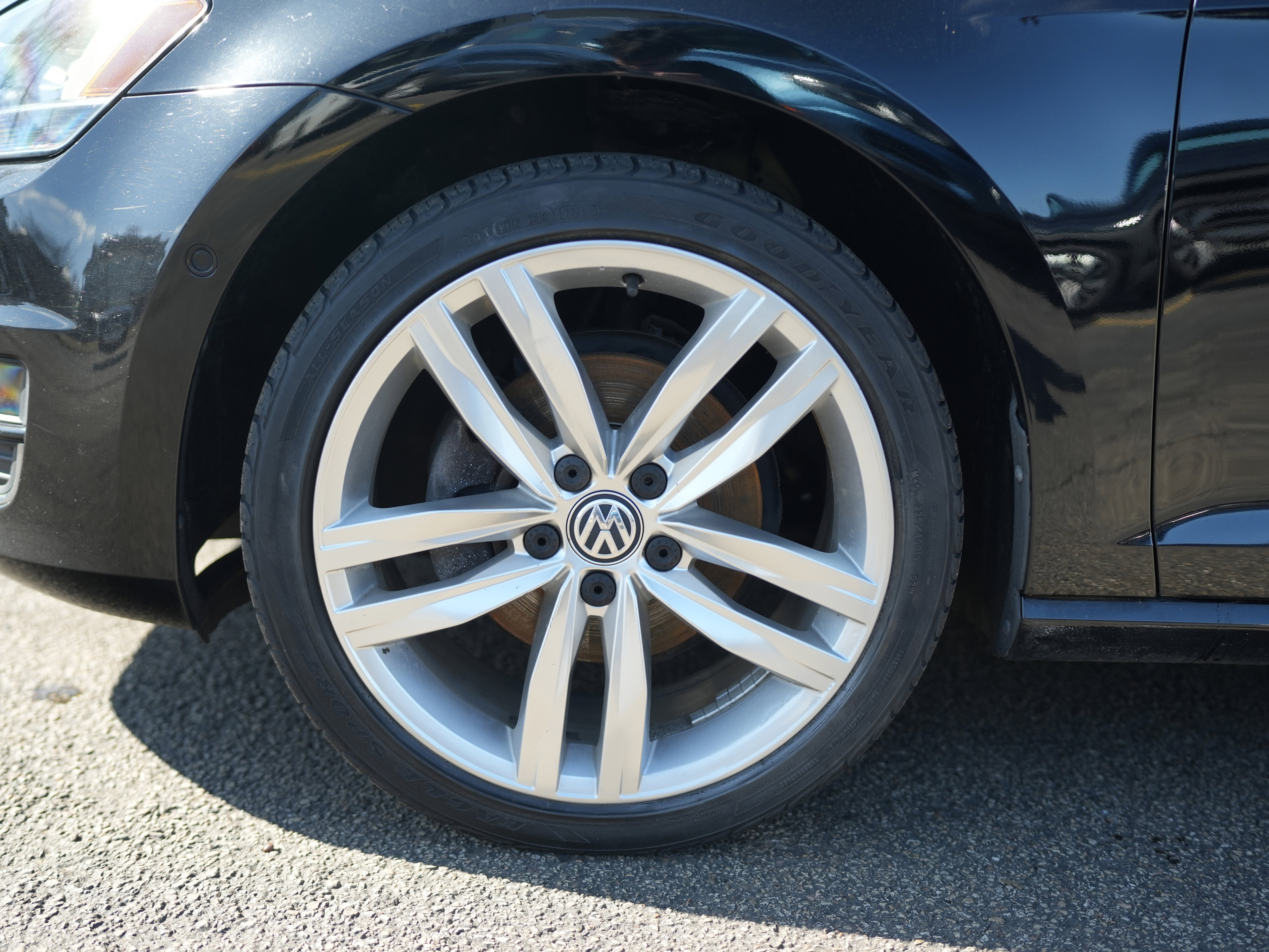 Used 2016 Volkswagen Golf SEL w/ Lighting Package (SEL) image 11