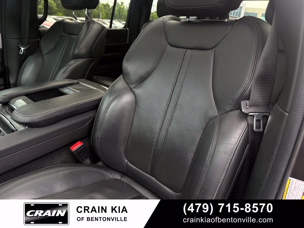 Used 2022 Jeep Wagoneer Series III w/ Premium Group I AWD/4WD image 22