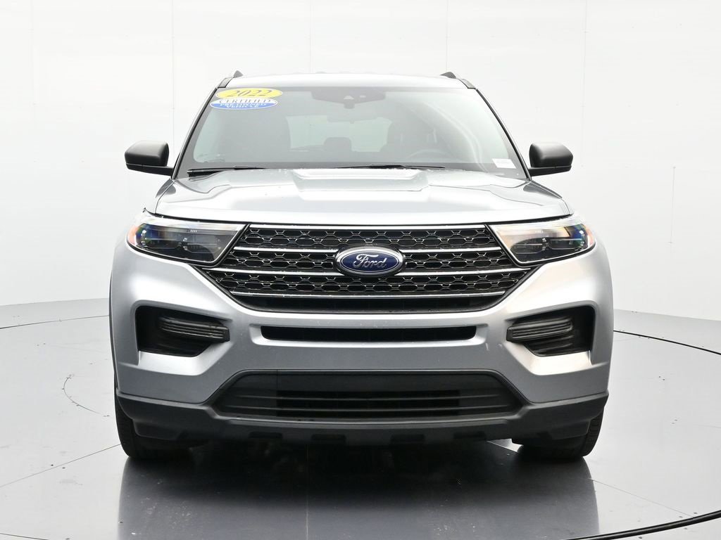 Certified 2022 Ford Explorer XLT image 2