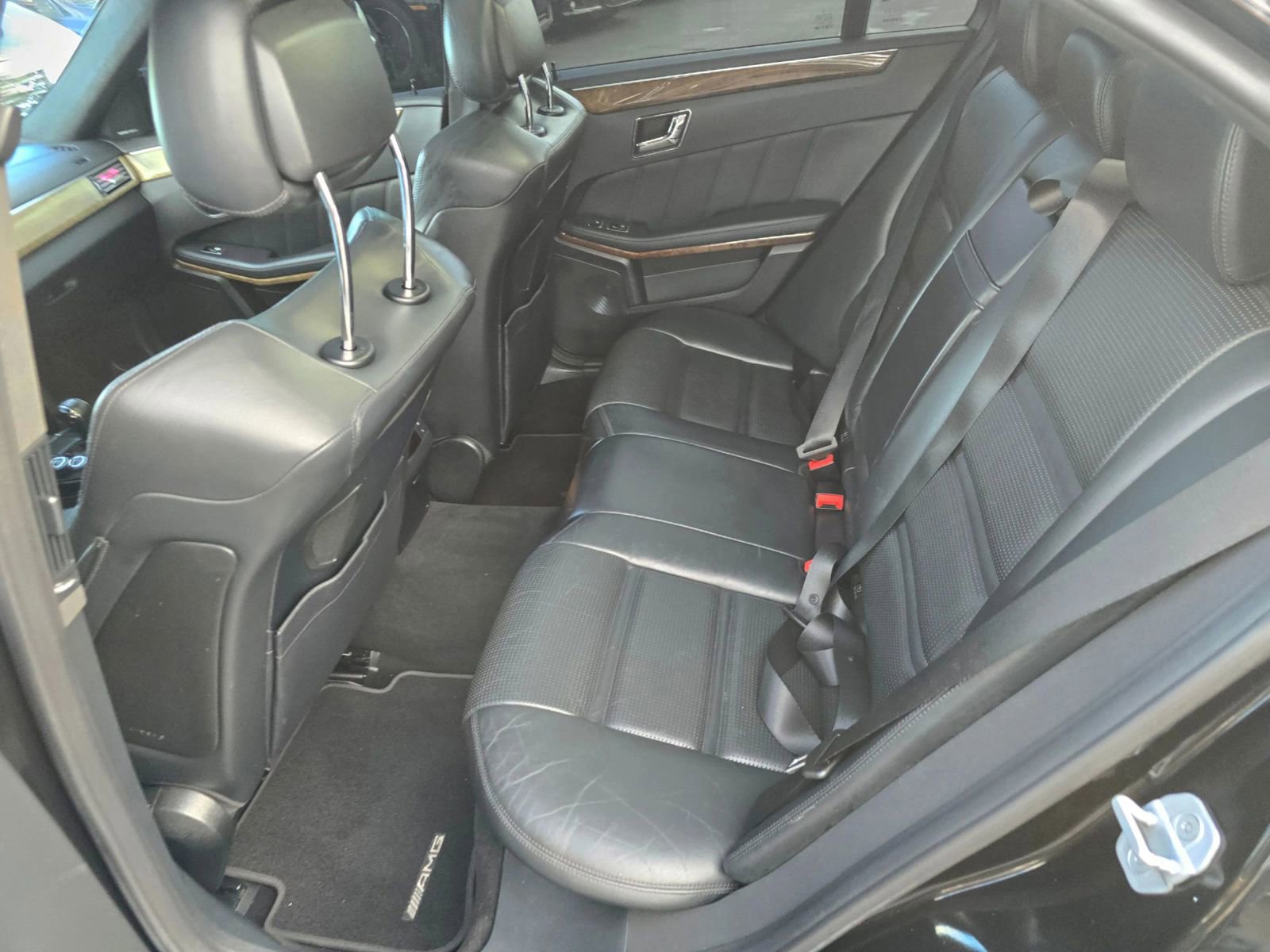 Used 2011 Mercedes-Benz E 63 AMG Sedan image 17