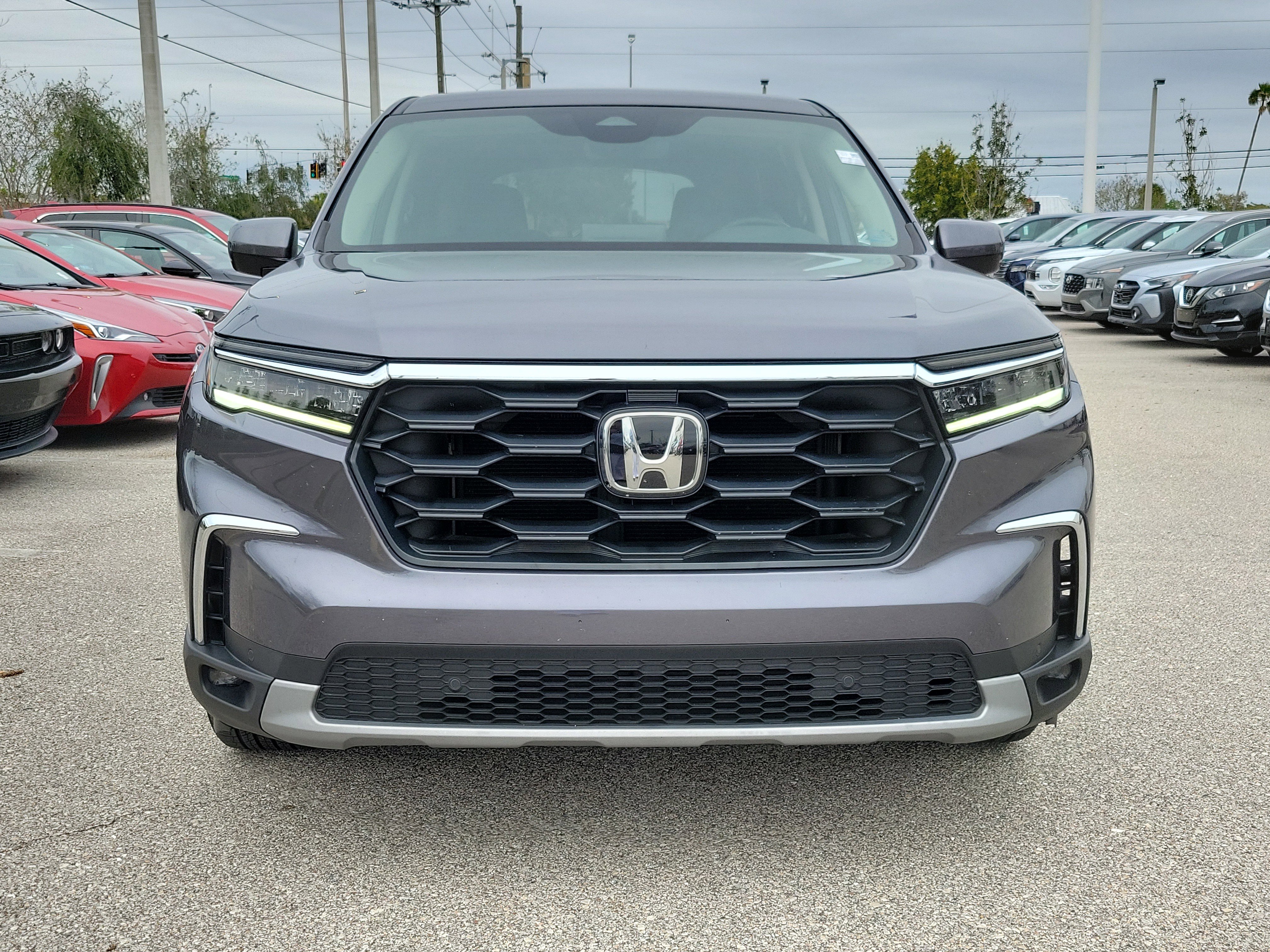 Used 2024 Honda Pilot EX-L image 2