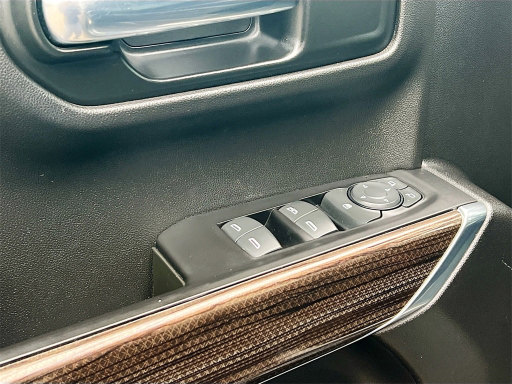 Used 2020 Chevrolet Silverado 1500 LT w/ All-Star Edition image 17