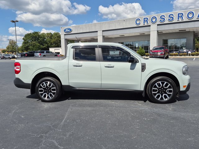 Certified 2024 Ford Maverick Lariat FWD image 3