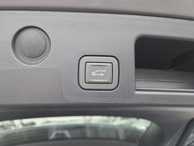 New 2026 Chevrolet Equinox LT w/ Convenience Package II image 17