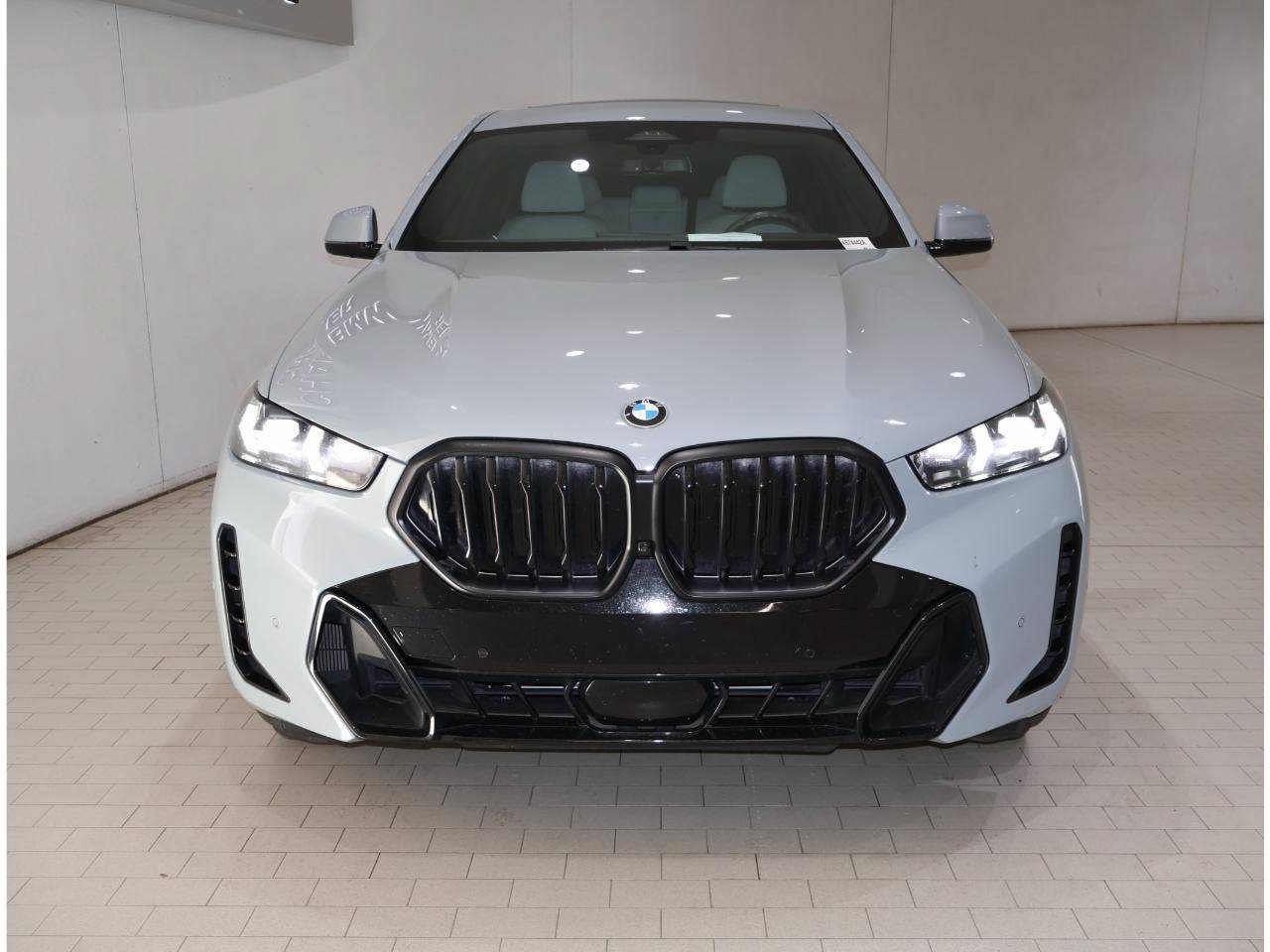 Certified 2024 BMW X6 xDrive40i w/ Premium Package AWD/4WD image 8