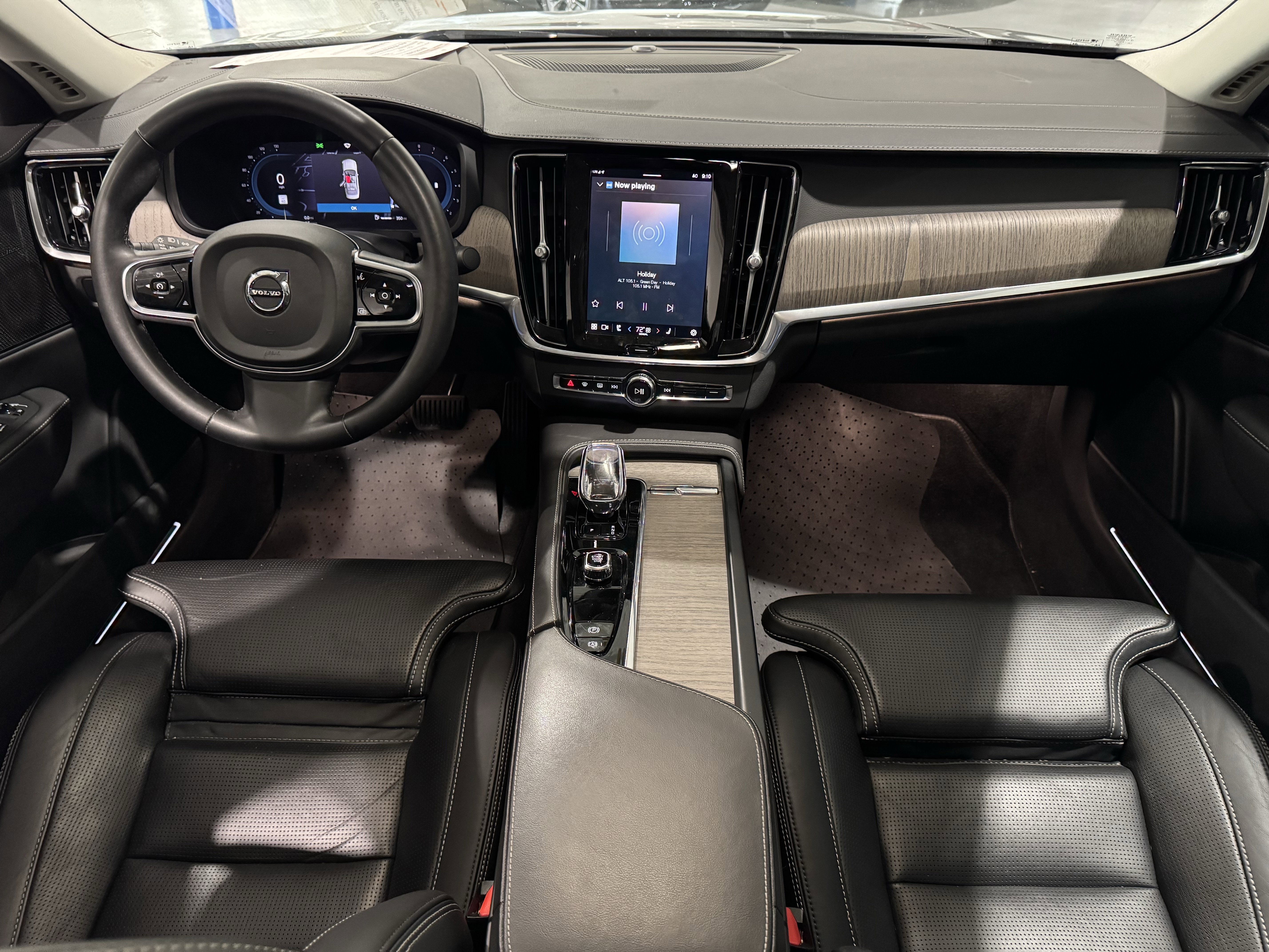 Used 2023 Volvo S90 B6 Ultimate w/ Protection Package Premier image 63