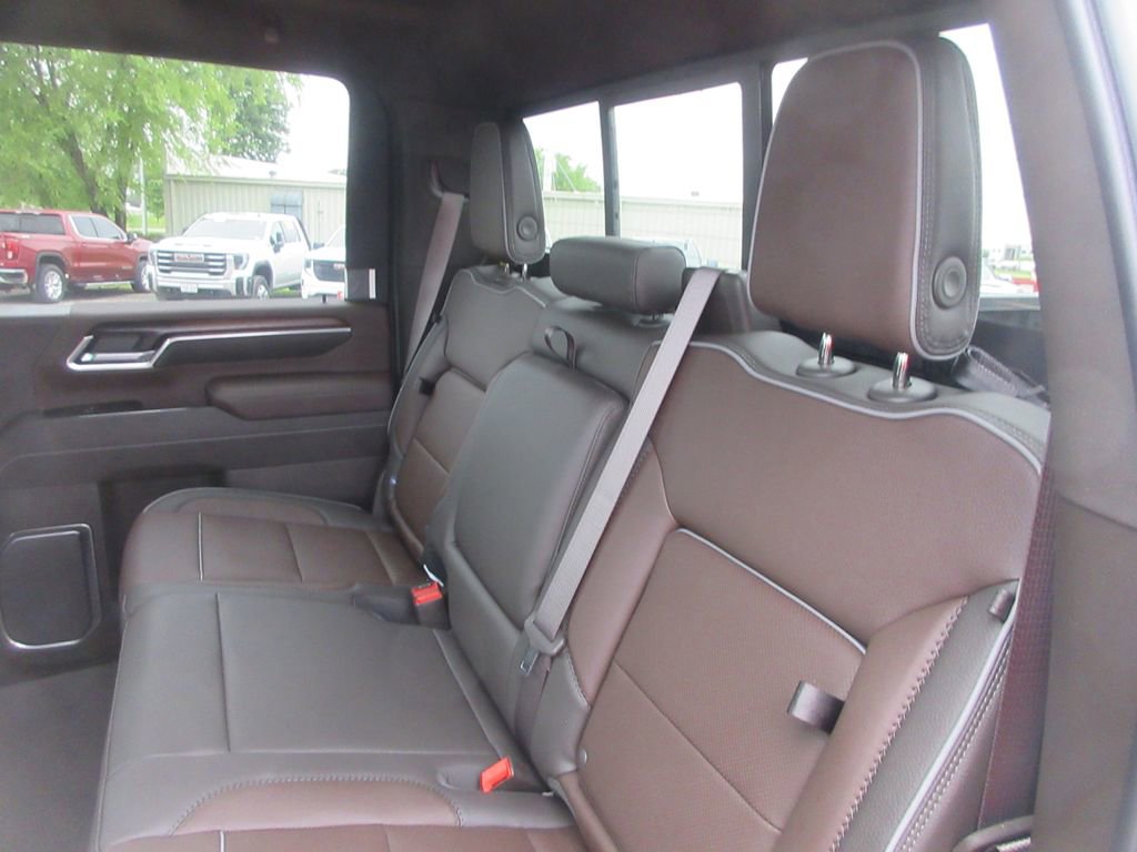 New 2026 GMC Sierra 2500 Denali w/ Denali Reserve Package AWD/4WD image 14