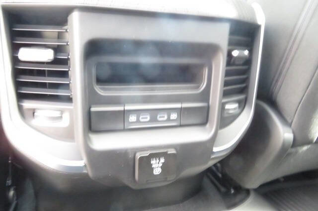 New 2026 RAM 1500 Big Horn AWD/4WD image 11