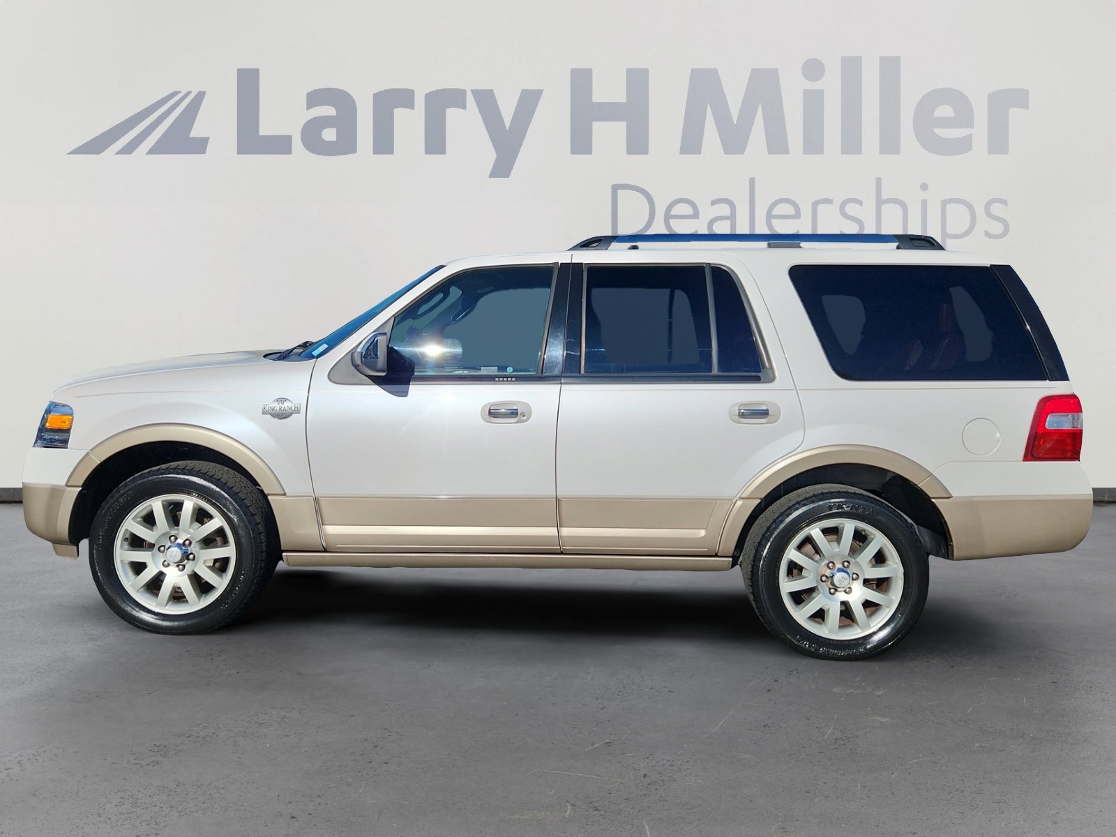 Used 2014 Ford Expedition King Ranch video 2