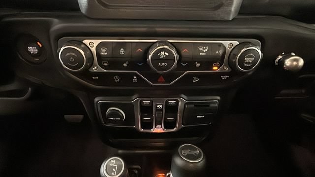 Used 2019 Jeep Wrangler Unlimited Sport AWD/4WD image 20