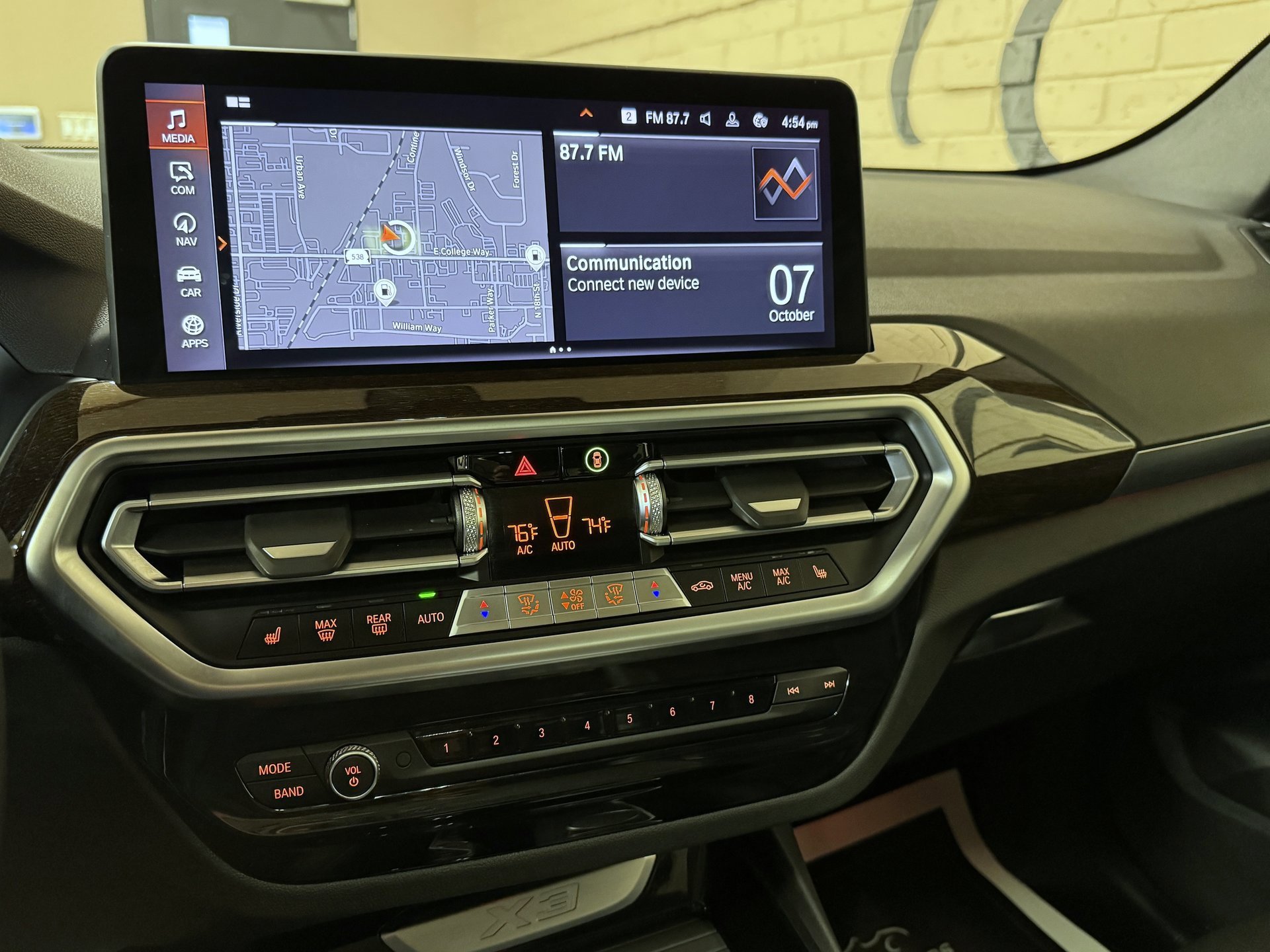 Used 2024 BMW X3 xDrive30i image 21