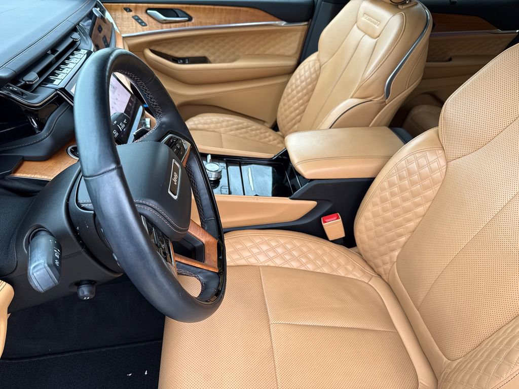 Used 2022 Jeep Grand Cherokee Summit AWD/4WD image 20
