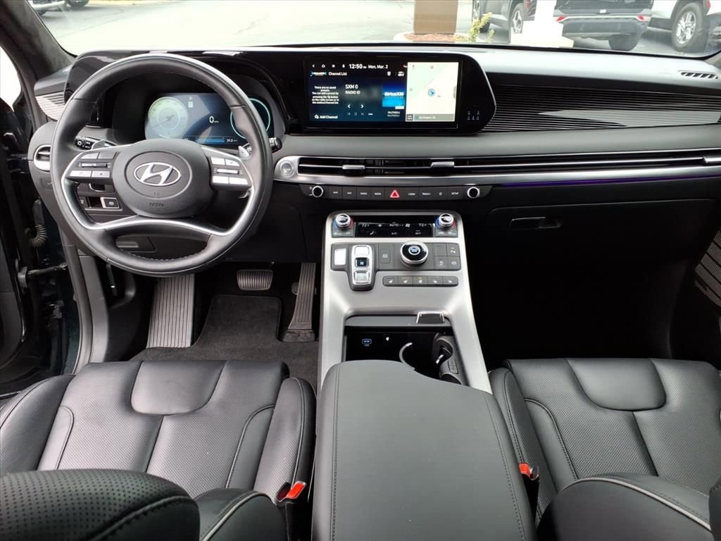 Used 2025 Hyundai Palisade Calligraphy image 8