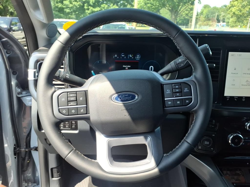 New 2026 Ford F250 Lariat w/ Black Appearance Package AWD/4WD image 14