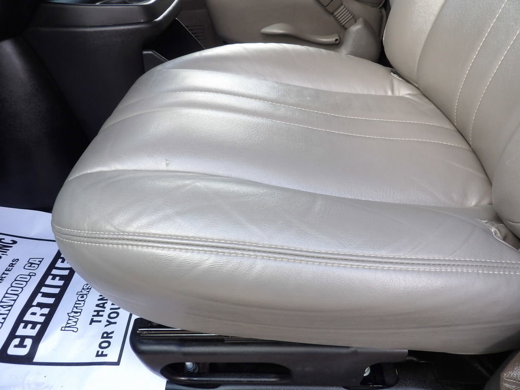 Used 2022 Chevrolet Express 2500 Extended w/ Driver Convenience Package image 18