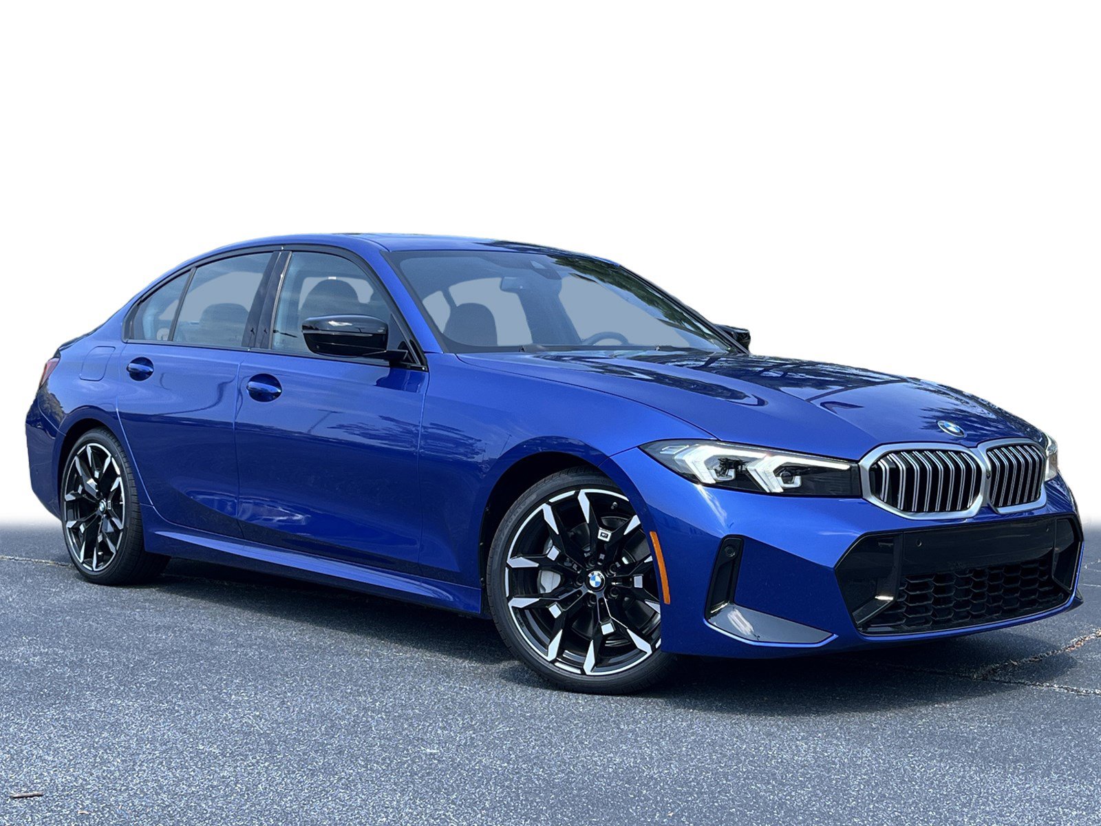 New 2025 BMW 330i Sedan w/ M Sport Package image 2