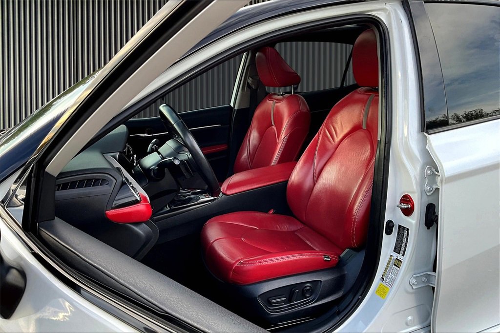 Used 2022 Toyota Camry XSE w/ Driver Assist Package image 25