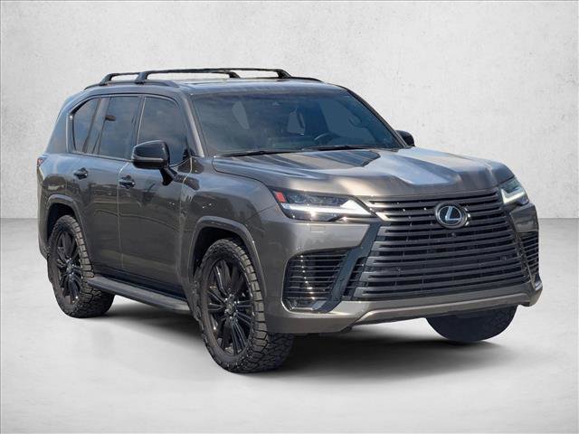 Certified 2024 Lexus LX 600 4WD w/ Luxury Package image 4