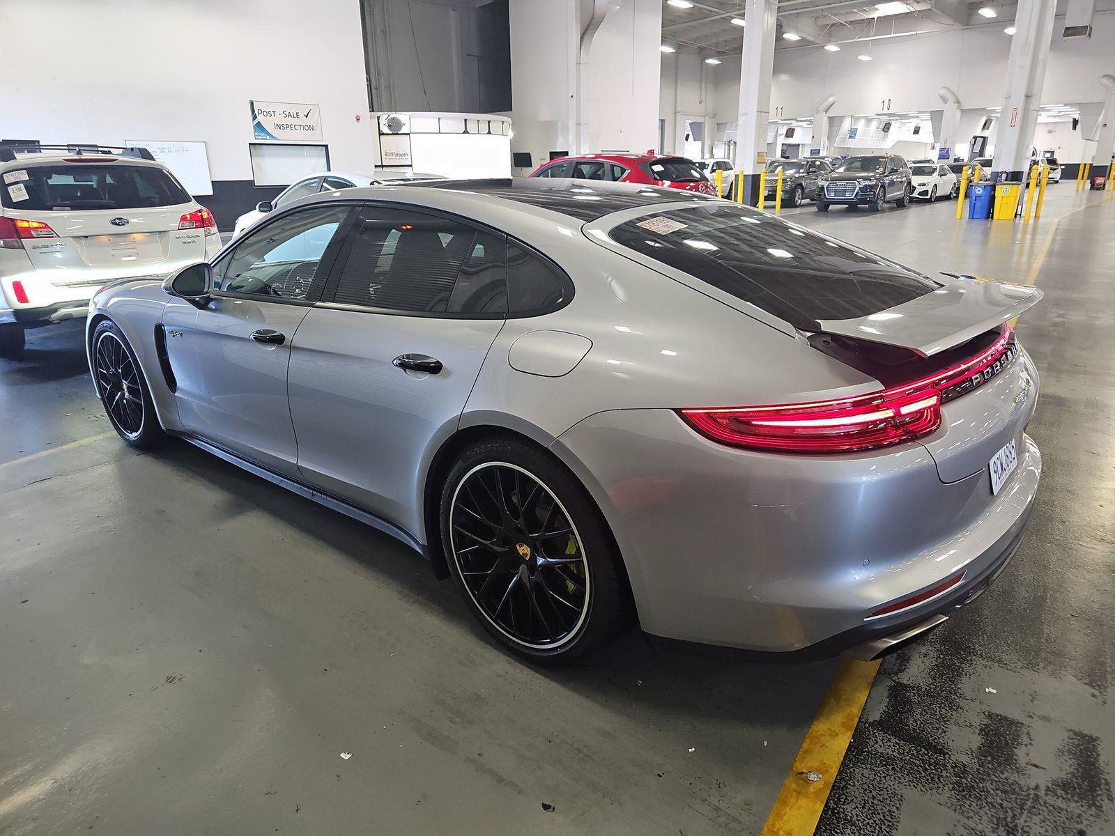 Used 2018 Porsche Panamera 4 AWD/4WD image 7