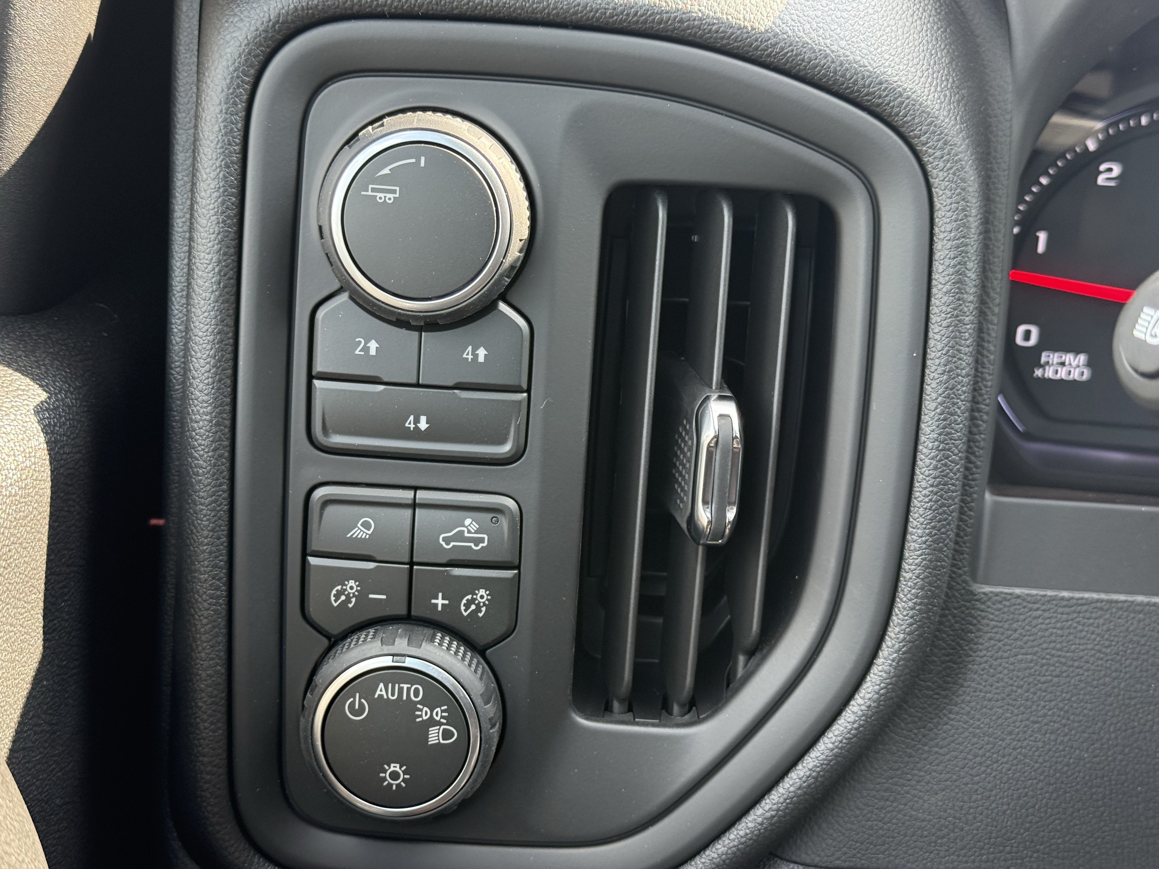 New 2026 Chevrolet Silverado 2500 W/T AWD/4WD image 26