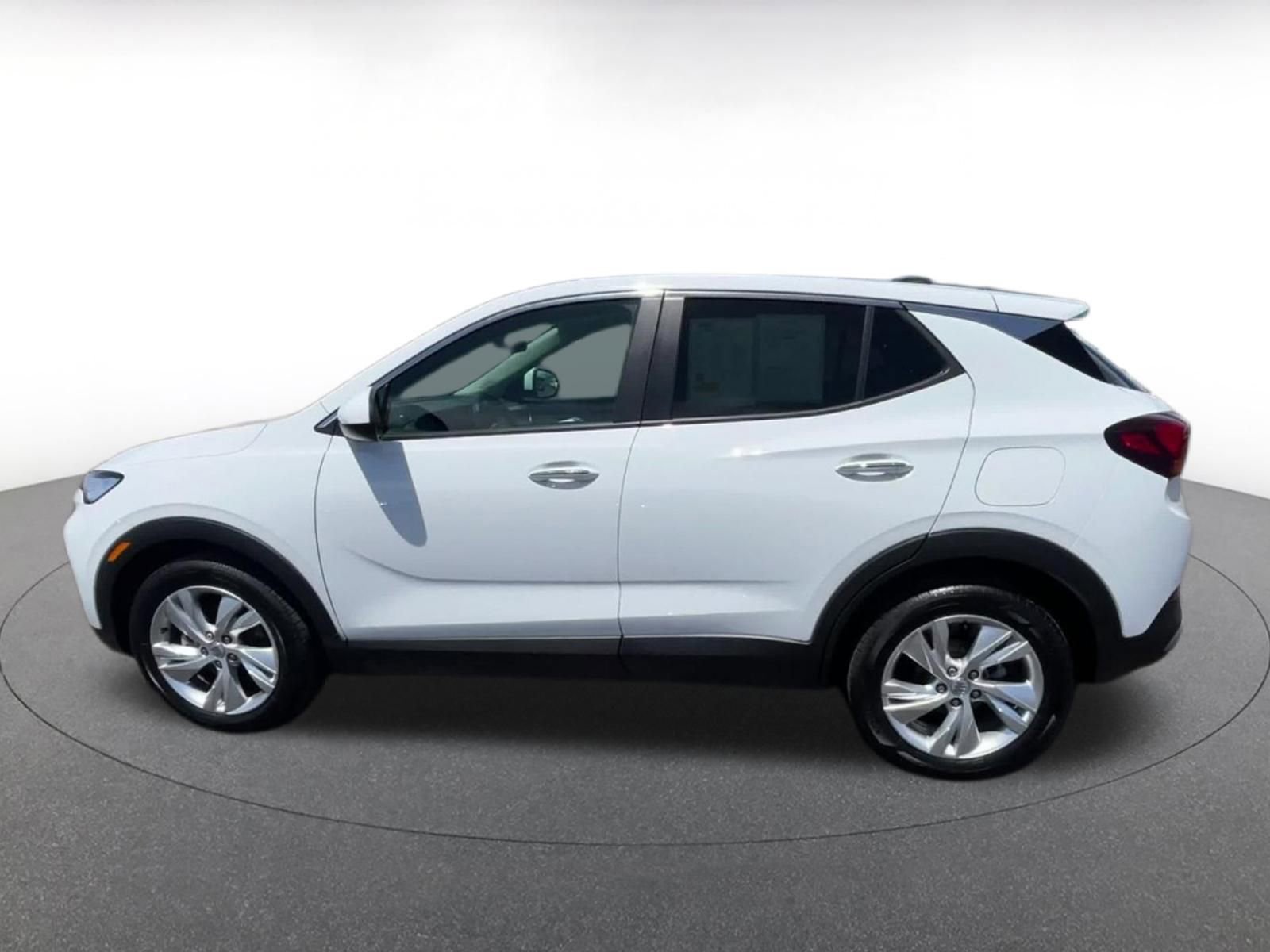 Used 2025 Buick Encore GX Preferred image 9