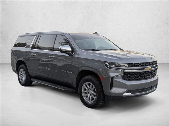 Used 2021 Chevrolet Suburban LS image 3