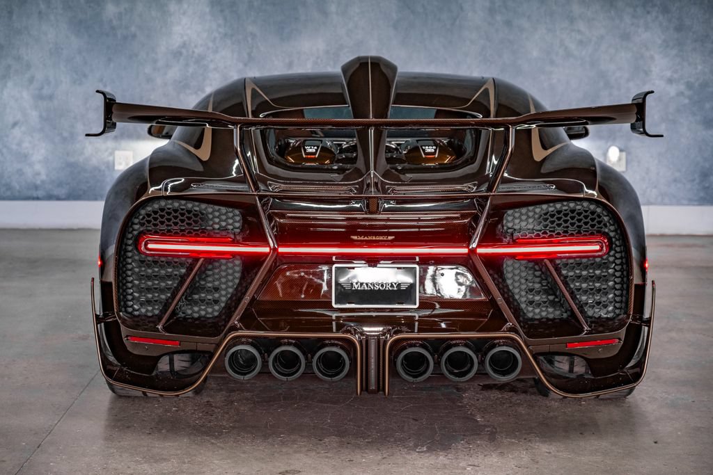 Used 2020 Bugatti Chiron AWD/4WD image 23