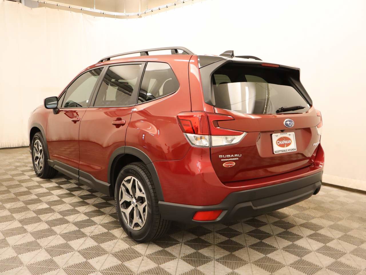 Used 2024 Subaru Forester Premium image 3