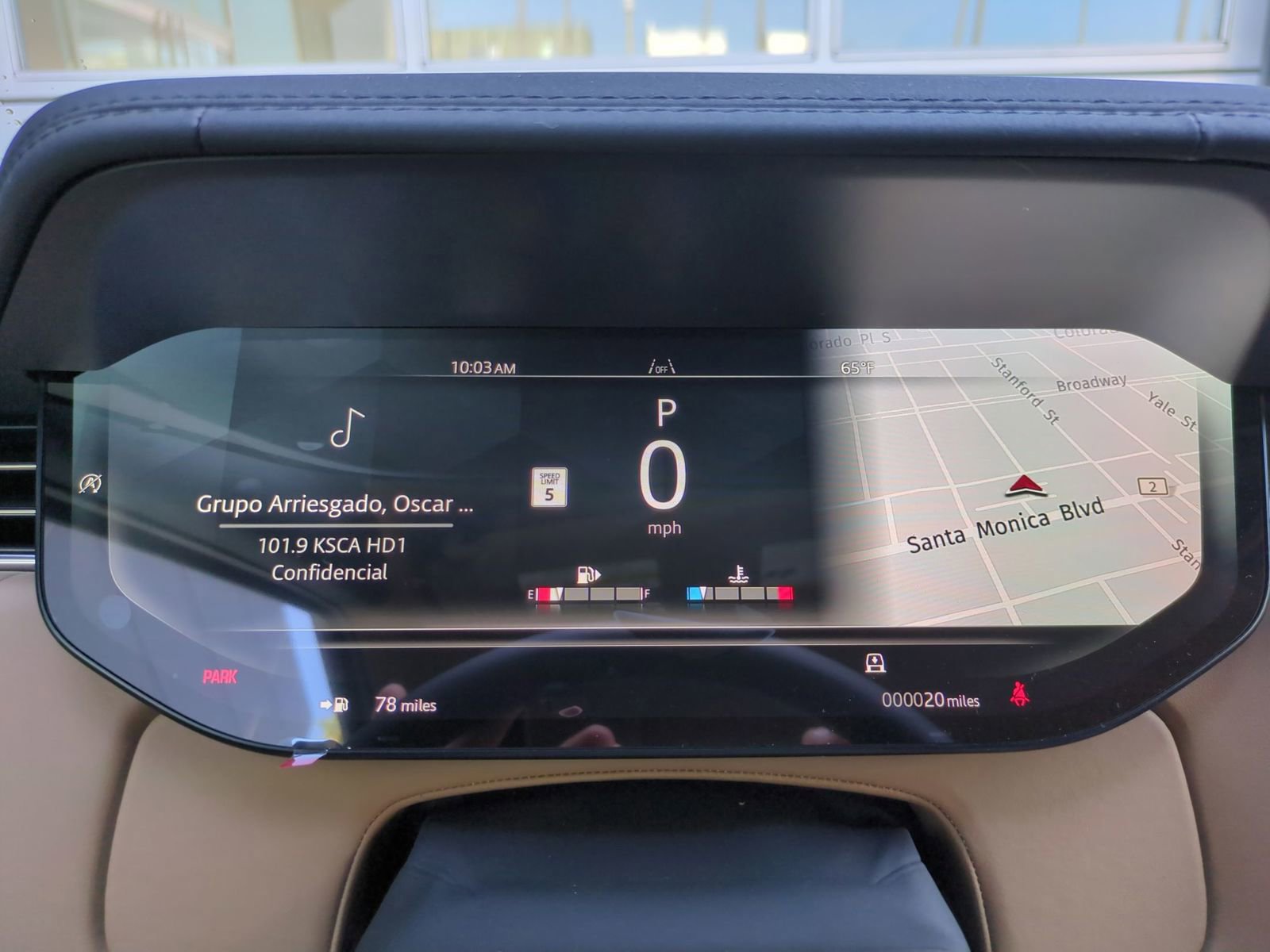 New 2026 Land Rover Range Rover SE image 18