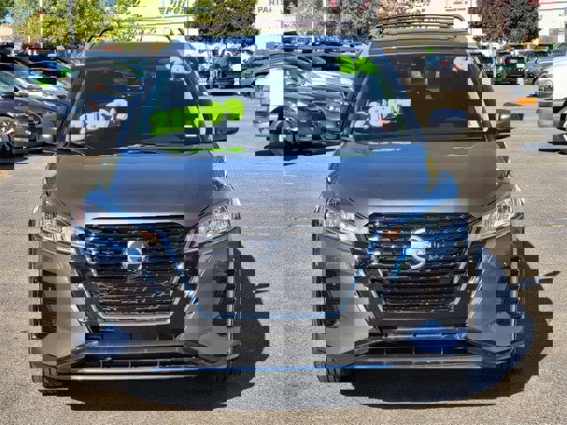 Certified 2024 Nissan Kicks SV w/ Interior Electronics Package image 9