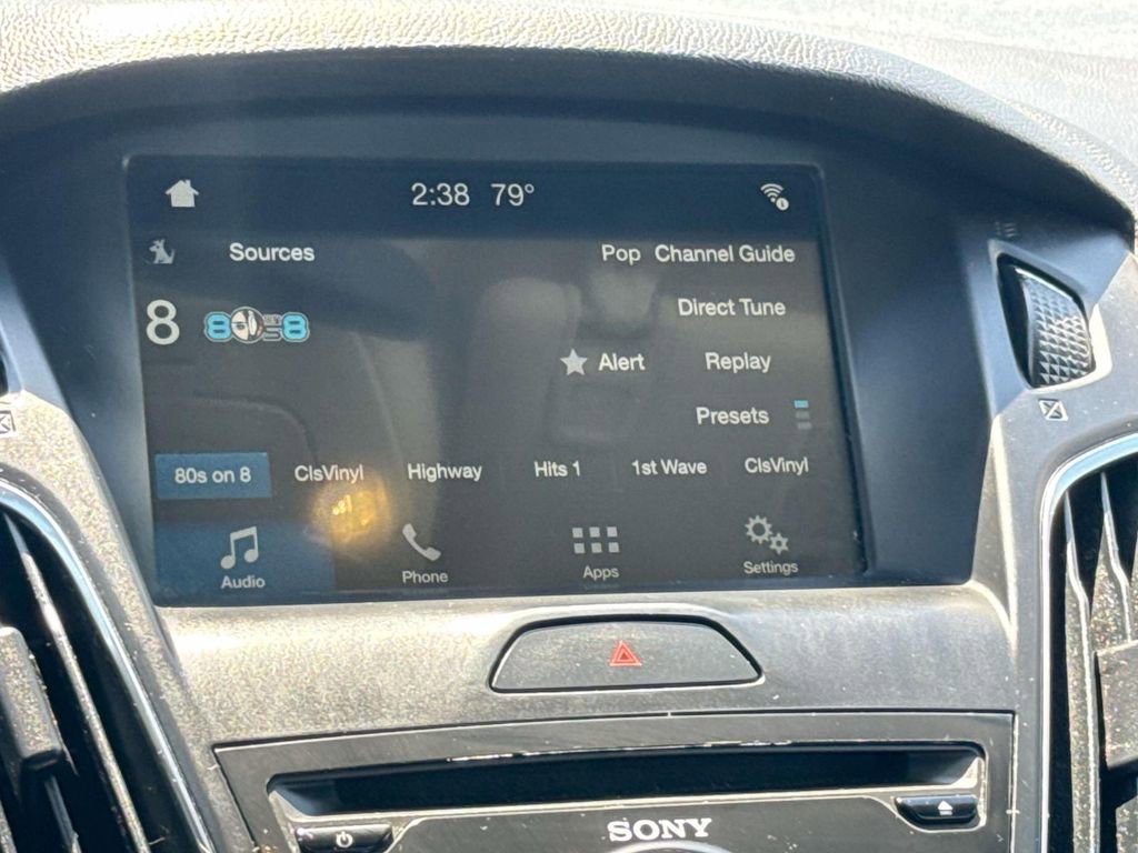 Used 2017 Ford Focus SEL image 17