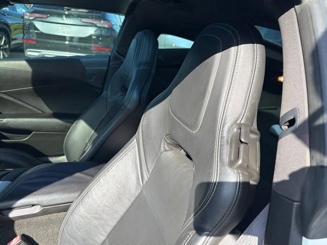 Used 2015 Chevrolet Corvette Stingray Coupe RWD image 22