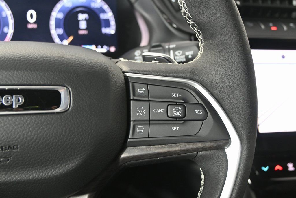 New 2026 Jeep Grand Cherokee Laredo image 34