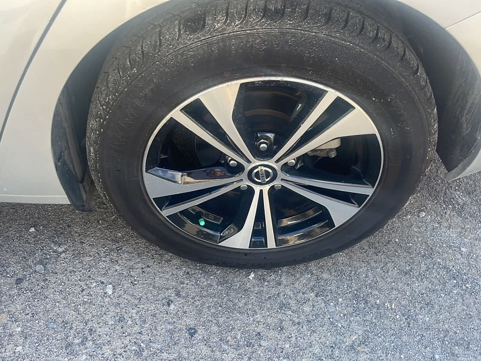 Used 2023 Nissan Sentra SV FWD image 20
