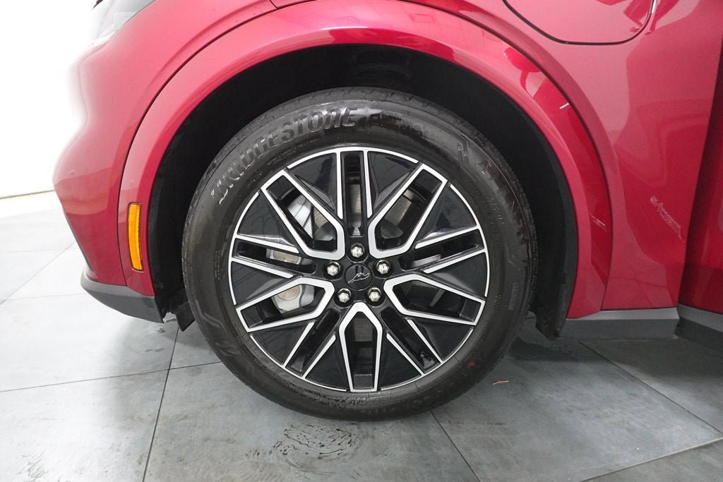 Used 2025 Ford Mustang Mach-E Premium AWD/4WD image 36