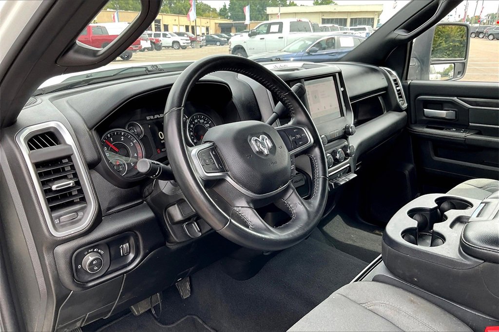 Used 2024 RAM 3500 Big Horn image 13