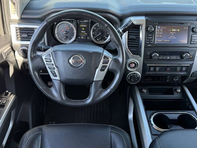 Used 2018 Nissan Titan PRO-4X w/ Pro-4x Convenience Package image 13