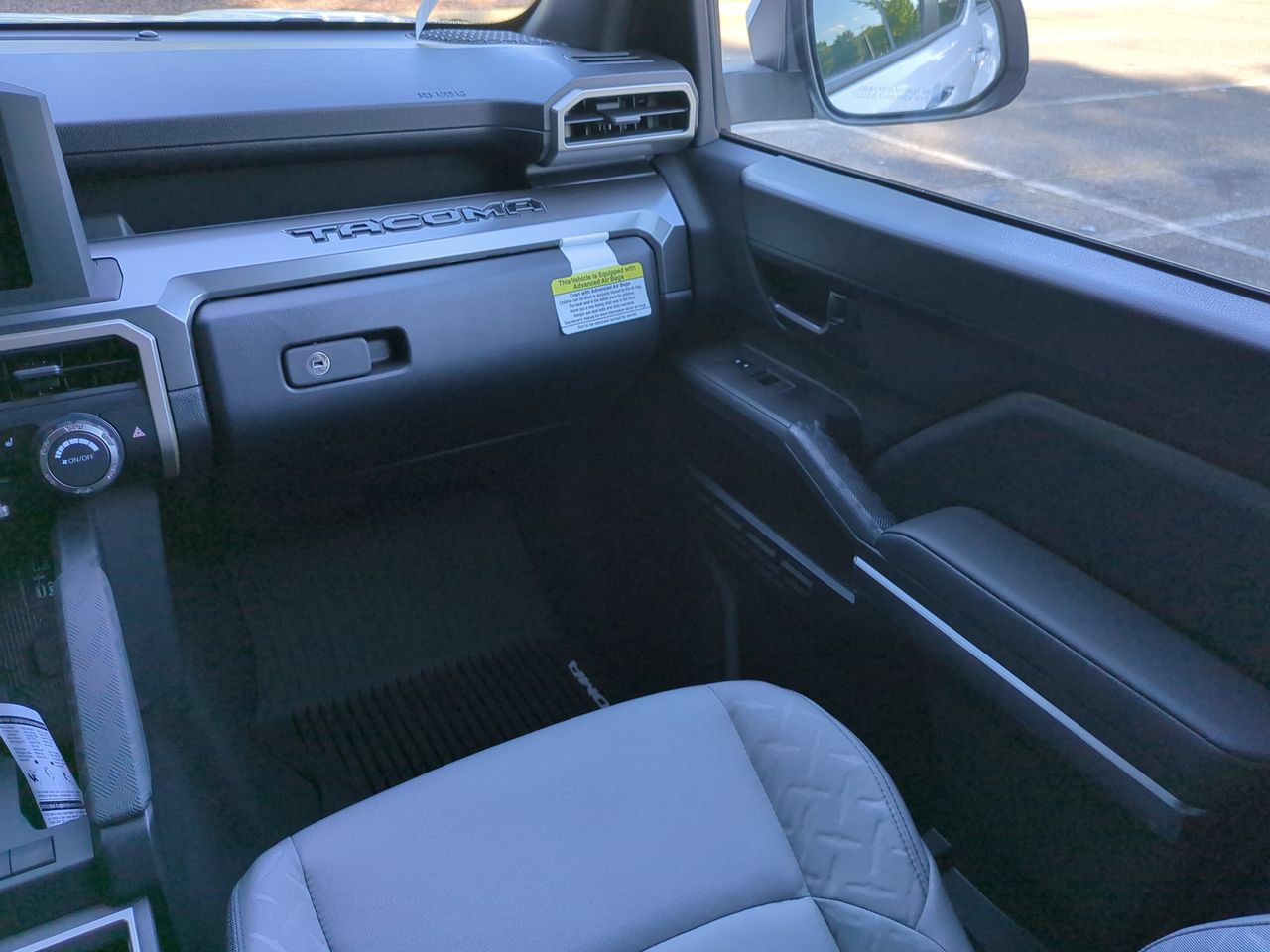 New 2026 Toyota Tacoma SR5 AWD/4WD image 17