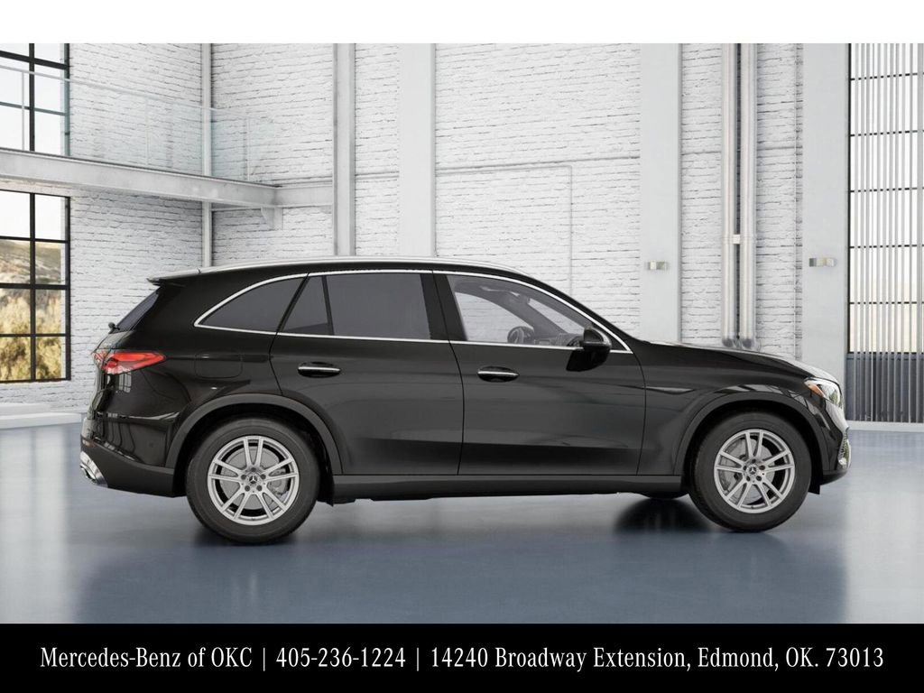 Used 2026 Mercedes-Benz GLC 300 4MATIC image 17