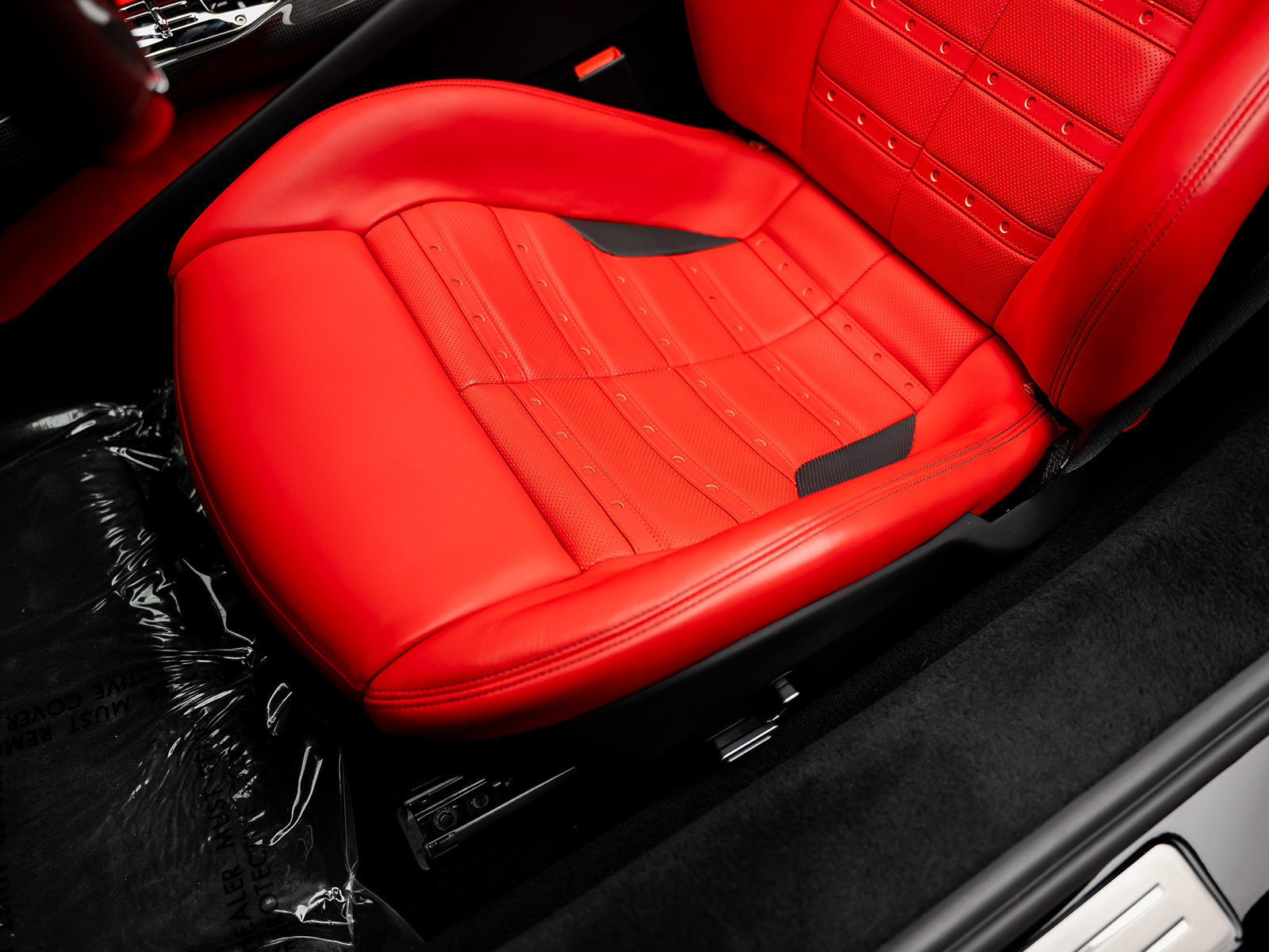 Used 2024 Ferrari 296 GTS RWD image 34