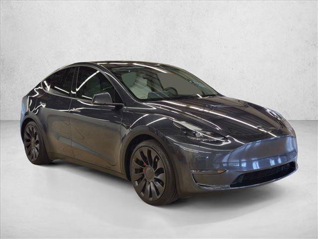 Used 2024 Tesla Model Y Performance AWD/4WD image 3